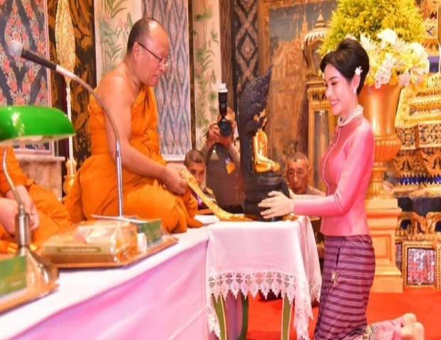 เจ้าคุณพระสินีนาฏ ถวายสังฆทาน พระธรรมราชานุวัตร ในโอกาสเจริญอายุวัฒนมงคล 50 ปี