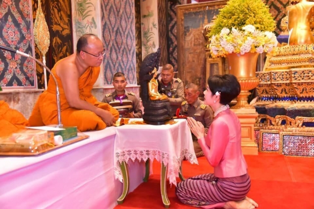 เจ้าคุณพระสินีนาฏ ถวายสังฆทาน พระธรรมราชานุวัตร ในโอกาสเจริญอายุวัฒนมงคล 50 ปี