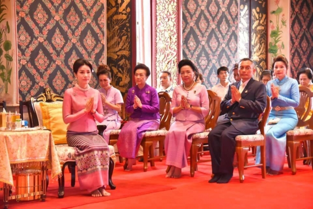 เจ้าคุณพระสินีนาฏ ถวายสังฆทาน พระธรรมราชานุวัตร ในโอกาสเจริญอายุวัฒนมงคล 50 ปี