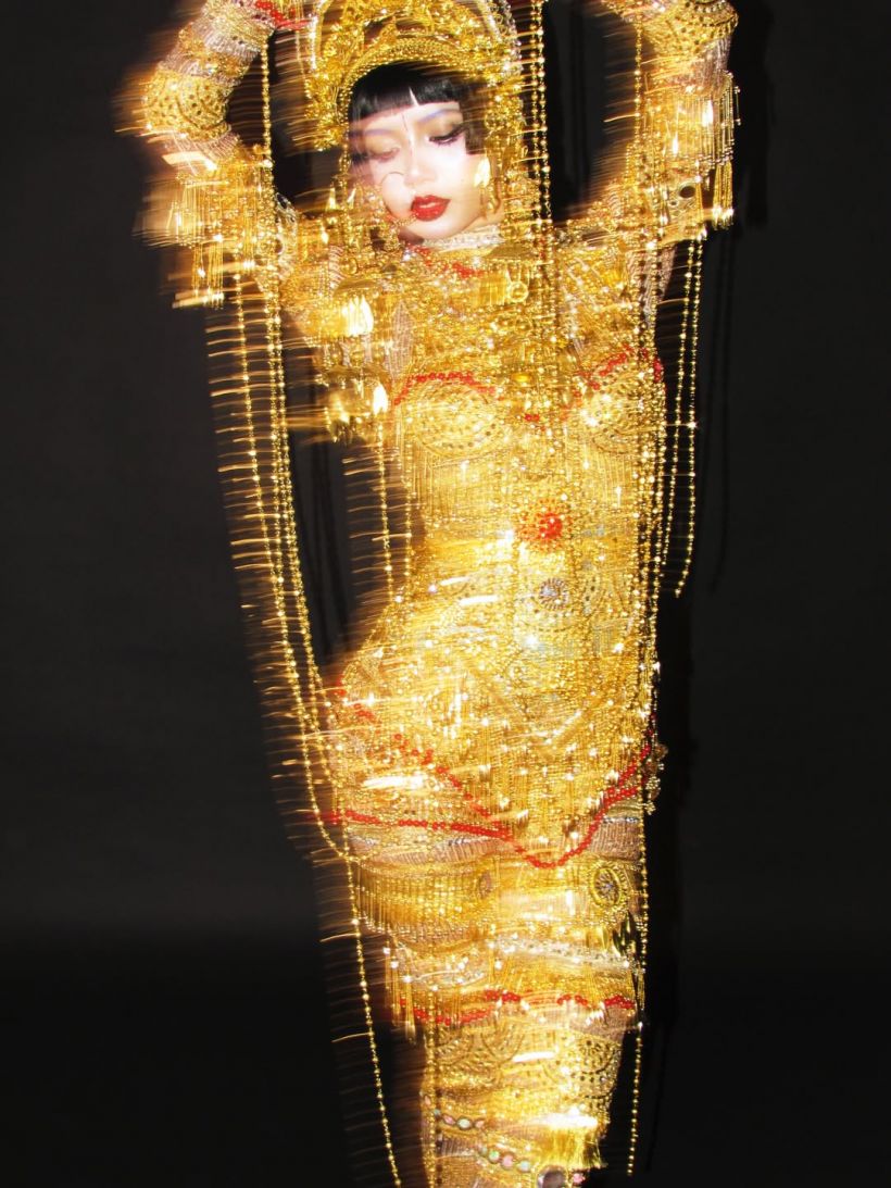 ลิซ่า เลือกเเบรนด์ไทย ลุค Jibaro สวยสะกดตาคนทั้งโลก