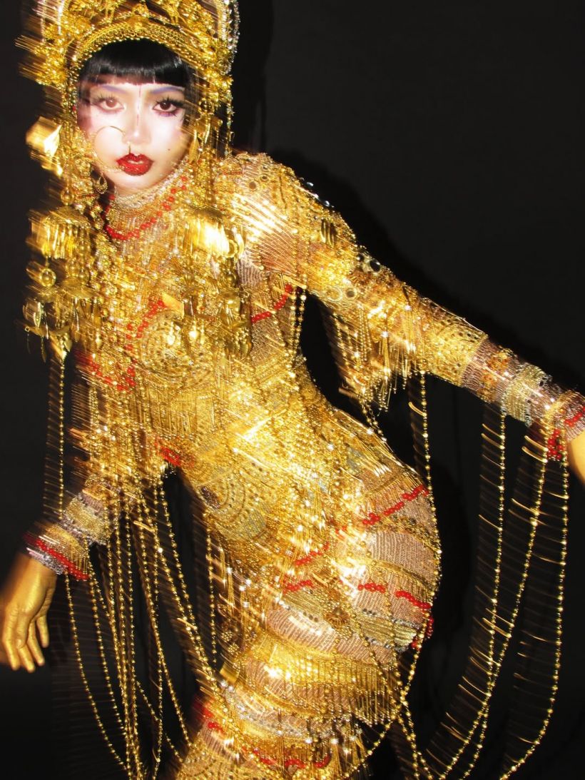 ลิซ่า เลือกเเบรนด์ไทย ลุค Jibaro สวยสะกดตาคนทั้งโลก