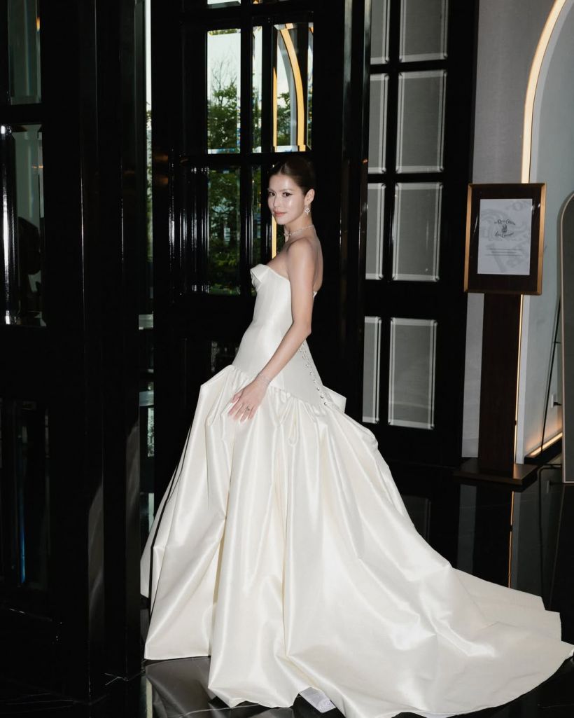 ซูมอินลุคเจ้าสาว ยิหวา ปรียากานต์ สวยแพงระยับหัวจรดเท้า