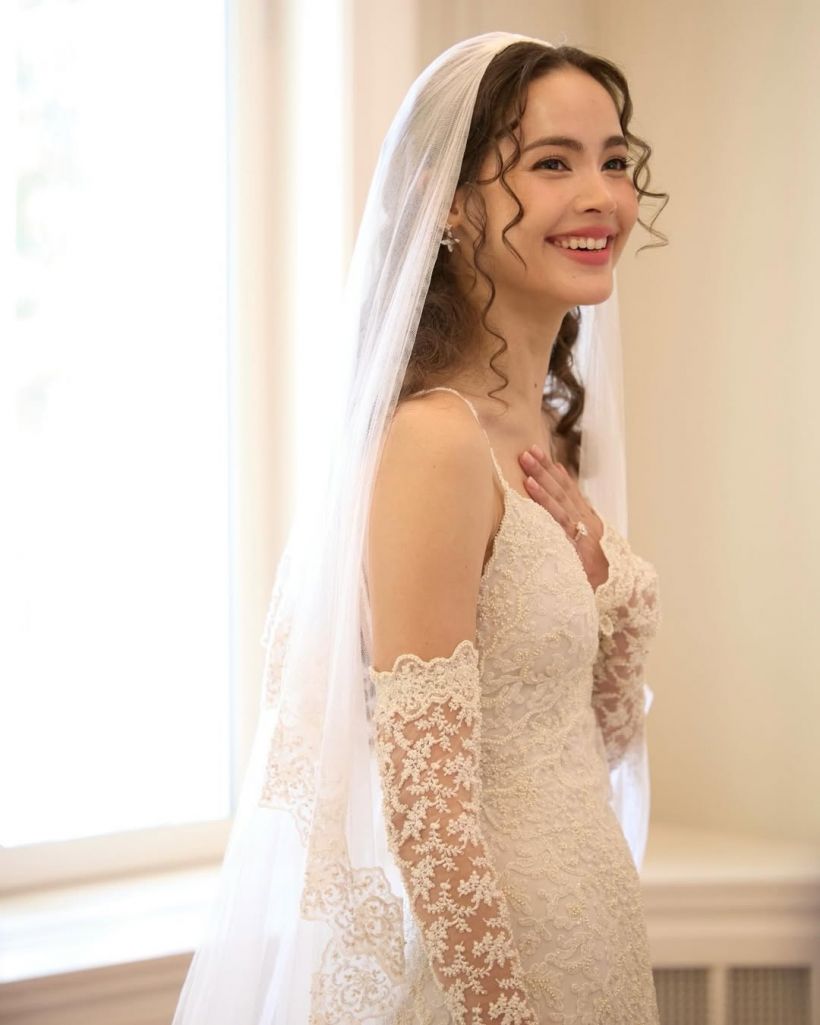 ซูมอินต่างหู ญาญ่า อุรัสยา สวยเกินเรื่อง ราคาเเพงกว่าที่คิด!