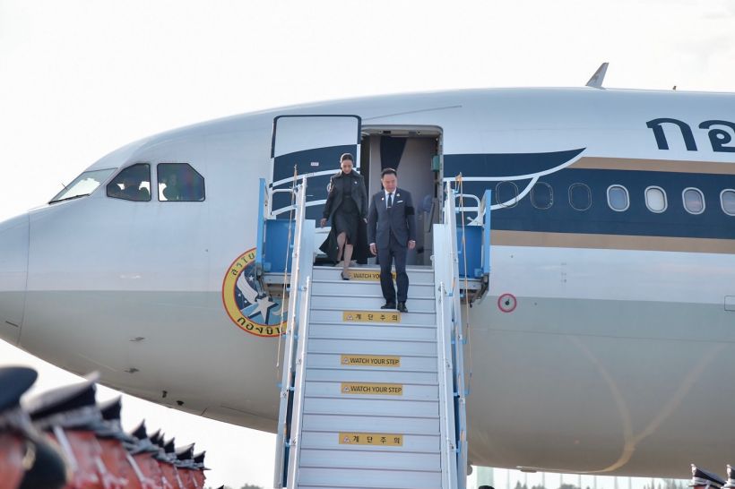 ภริยานายกฯ ทำโซเชียลเกาหลีฮือฮา แห่ชมสวยแพงแบบนุ่มๆ!