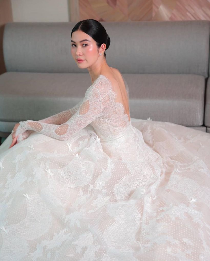 ส่อง2ลุคเจ้าสาว พราว โอลีฟส์ สวยไม่ซ้ำใครออกแบบเองกับมือ