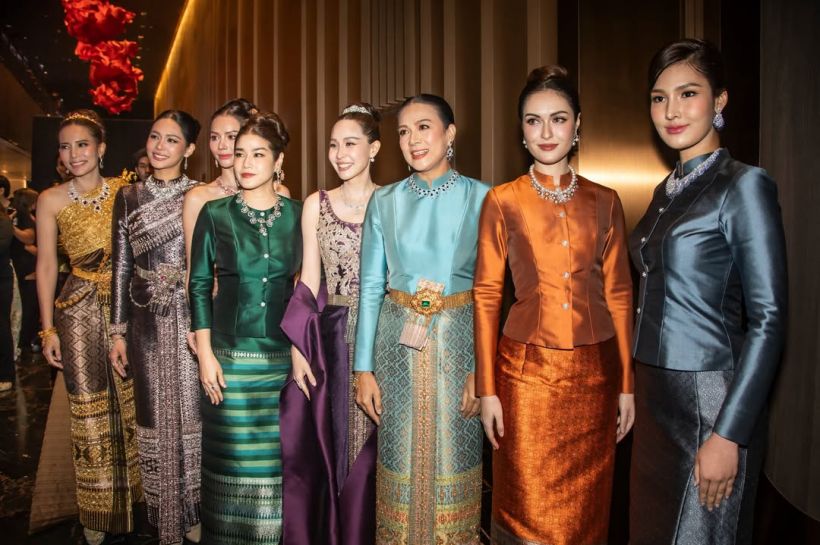 กบ พิมลรัตน์ ใส่ชุดไทยเรือนต้น เฉิดฉายสะกดทุกสายตา