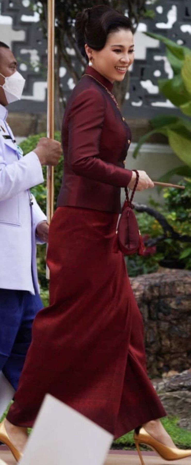 ยลโฉม 10 พระกระเป๋า สมเด็จพระนางเจ้าฯ พระบรมราชินี