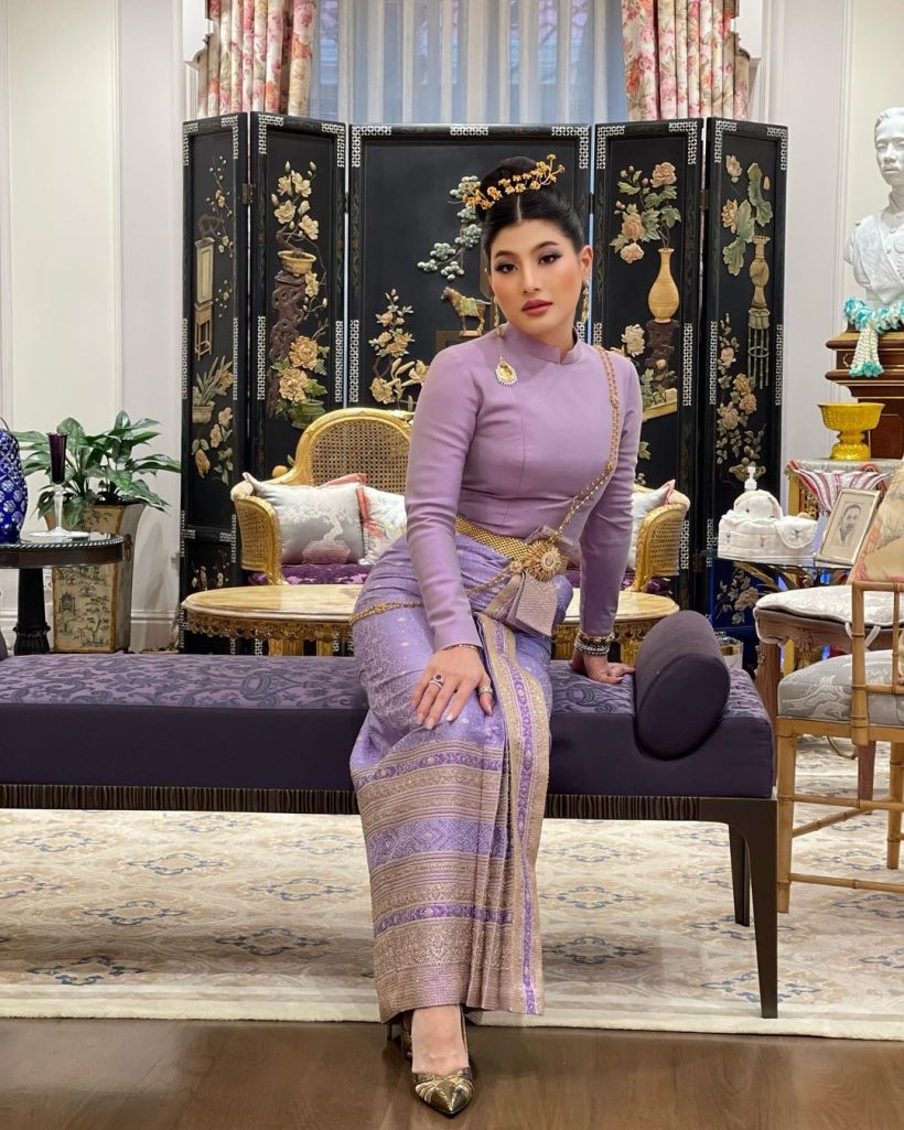   เจ้าฟ้าสิริวัณณวรีฯ ทรงพระสิริโฉมงดงามยิ่งฉลองพระองค์ไทยบรมพิมาน