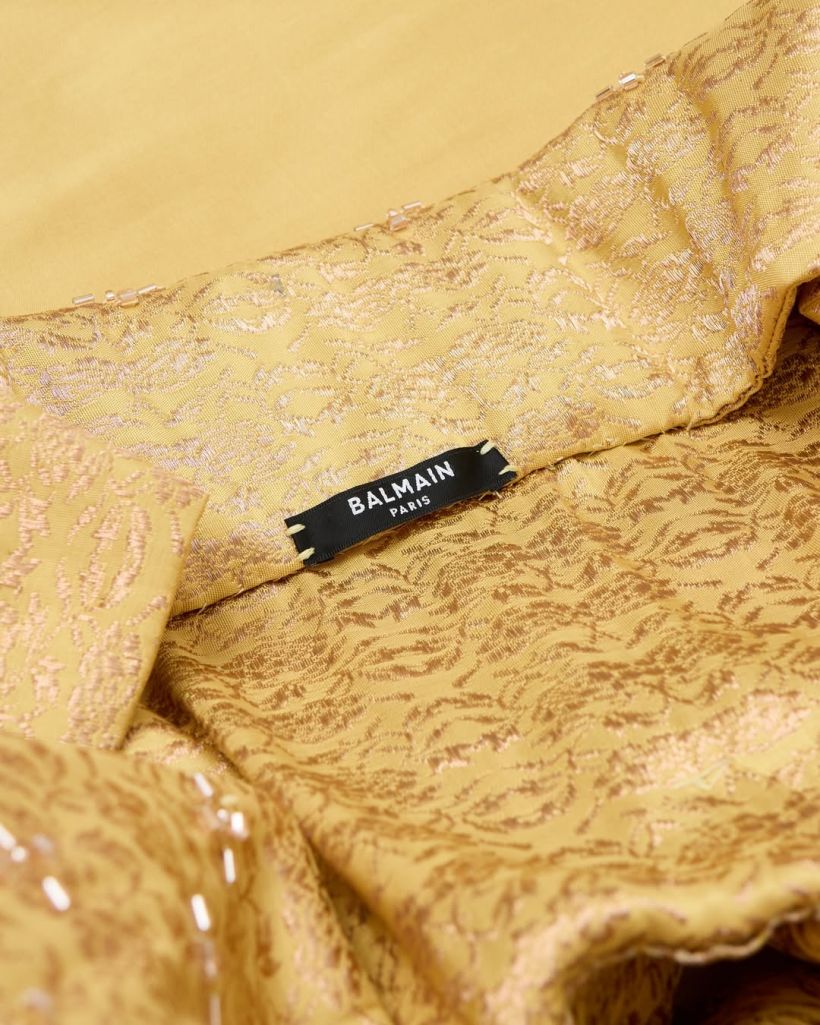 เจาะเเฟชั่นลุคทอง ลิซ่า ลลิษา ไม่ใช่เเค่ที่ไทยเเต่ทั่วโลกก็อวย