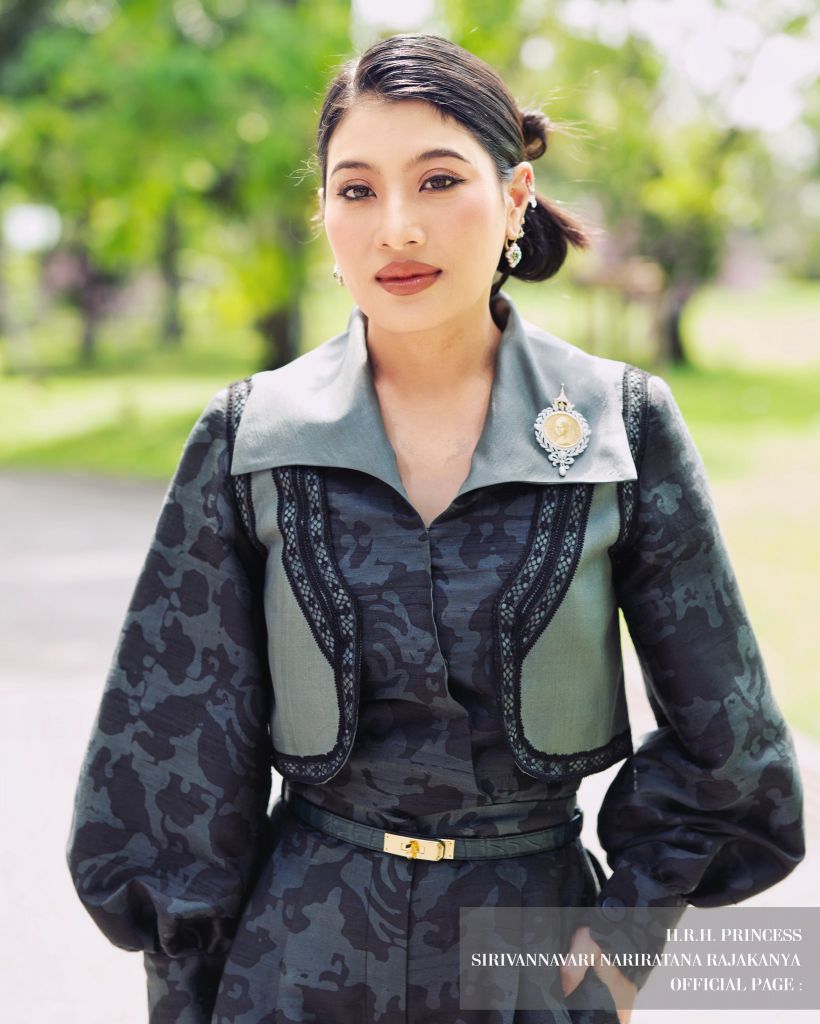 เจ้าฟ้าสิริวัณณวรีฯ ทรงฉลองพระองค์ผ้าบาติก สิริโฉมงดงามยิ่ง