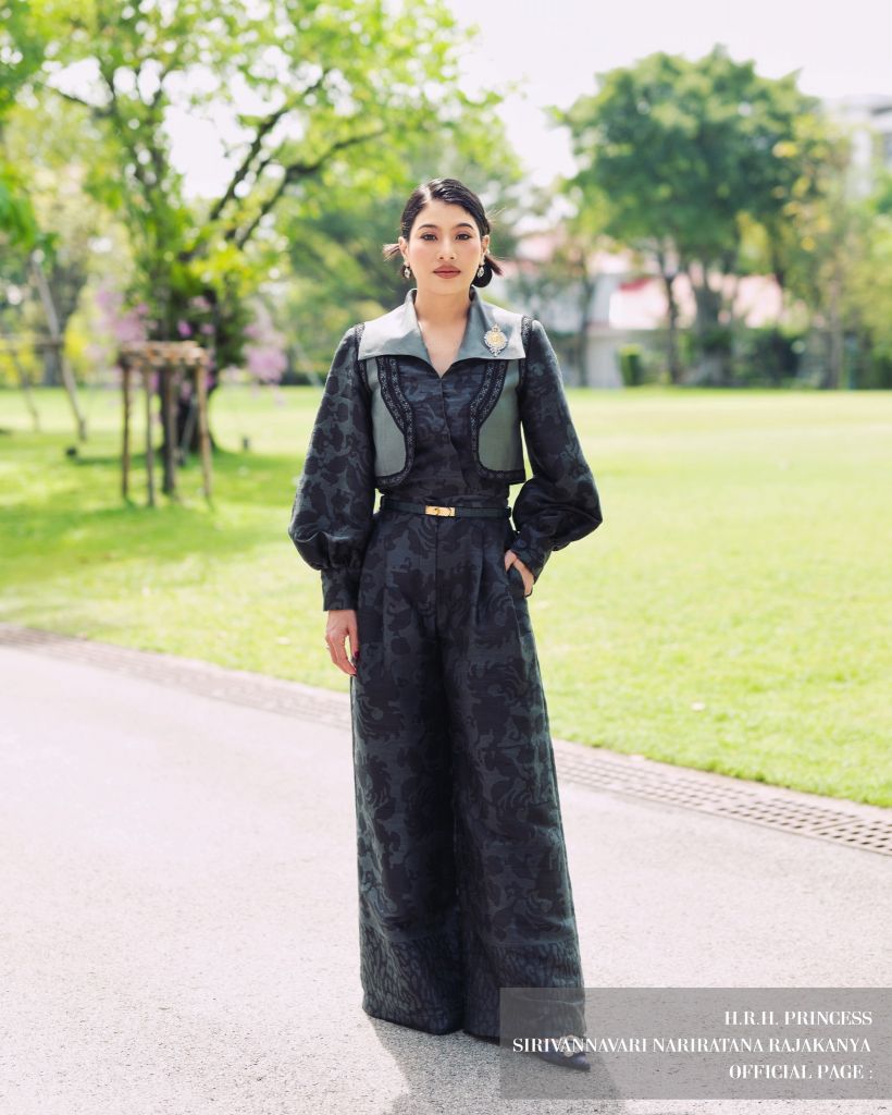 เจ้าฟ้าสิริวัณณวรีฯ ทรงฉลองพระองค์ผ้าบาติก สิริโฉมงดงามยิ่ง