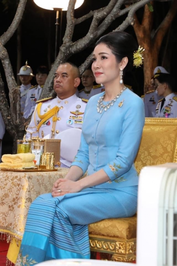 เผยที่มา เจ้าคุณพระสินีนาฏ ทัดดอกเกดประดับผม