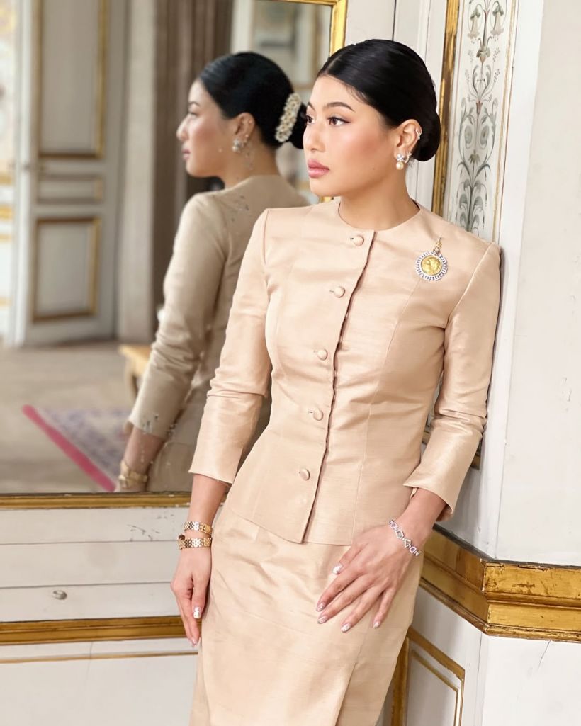ทรงพระสิริโฉมงดงาม สมเด็จพระเจ้าลูกเธอเจ้าฟ้า ณ กรุงปารีส