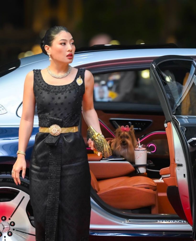 เปิดที่มาชุดไทยดุสิต เจ้าฟ้าสิริวัณณวรีฯ ทรงฉลองทอดพระเนตรโขน