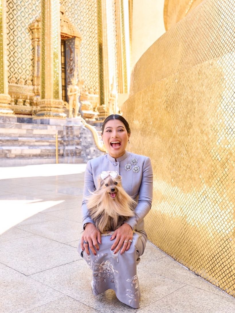 พระสิริโฉมเปล่งประกาย เจ้าฟ้าสิริวัณณวรี เสด็จทำบุญวัดราชบพิธ