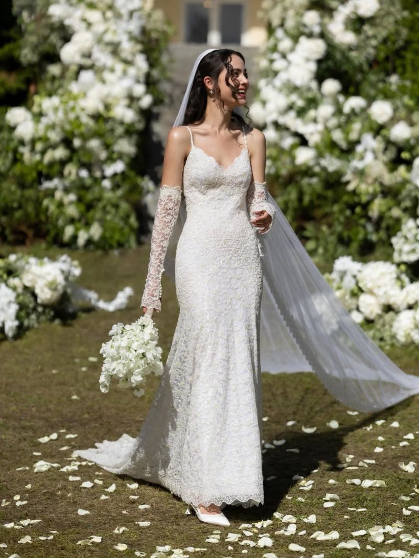 สวยทุกตารางนิ้ว ชุดเจ้าสาว ญาญ่า ใช้เวลาทำกว่า 3,600 ชั่วโมง