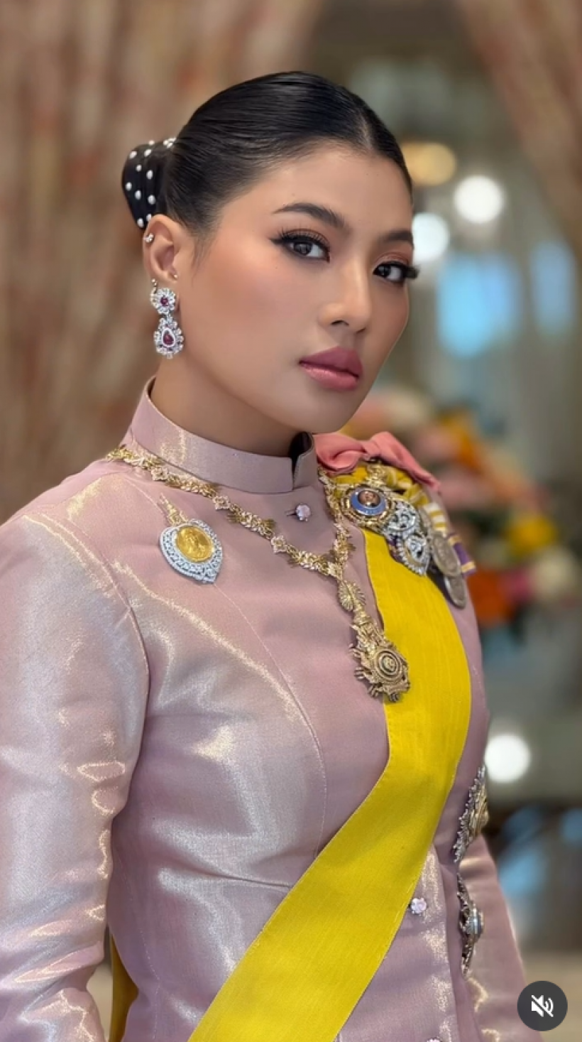 ทรงพระสิริโฉม เจ้าฟ้าสิริวัณณวรีฯ ในฉลองพระองค์ชุดไทยงามสง่า