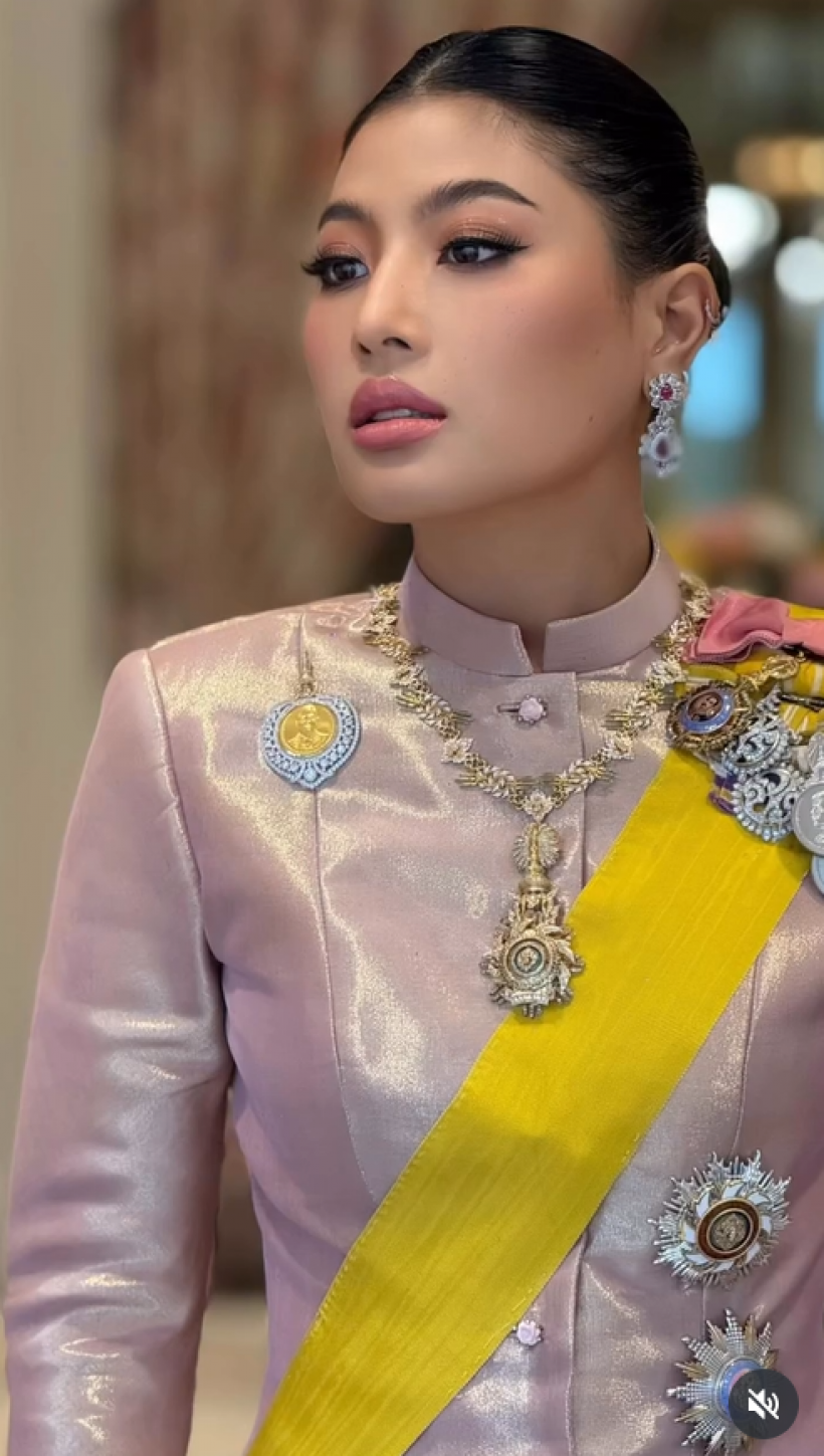 ทรงพระสิริโฉม เจ้าฟ้าสิริวัณณวรีฯ ในฉลองพระองค์ชุดไทยงามสง่า