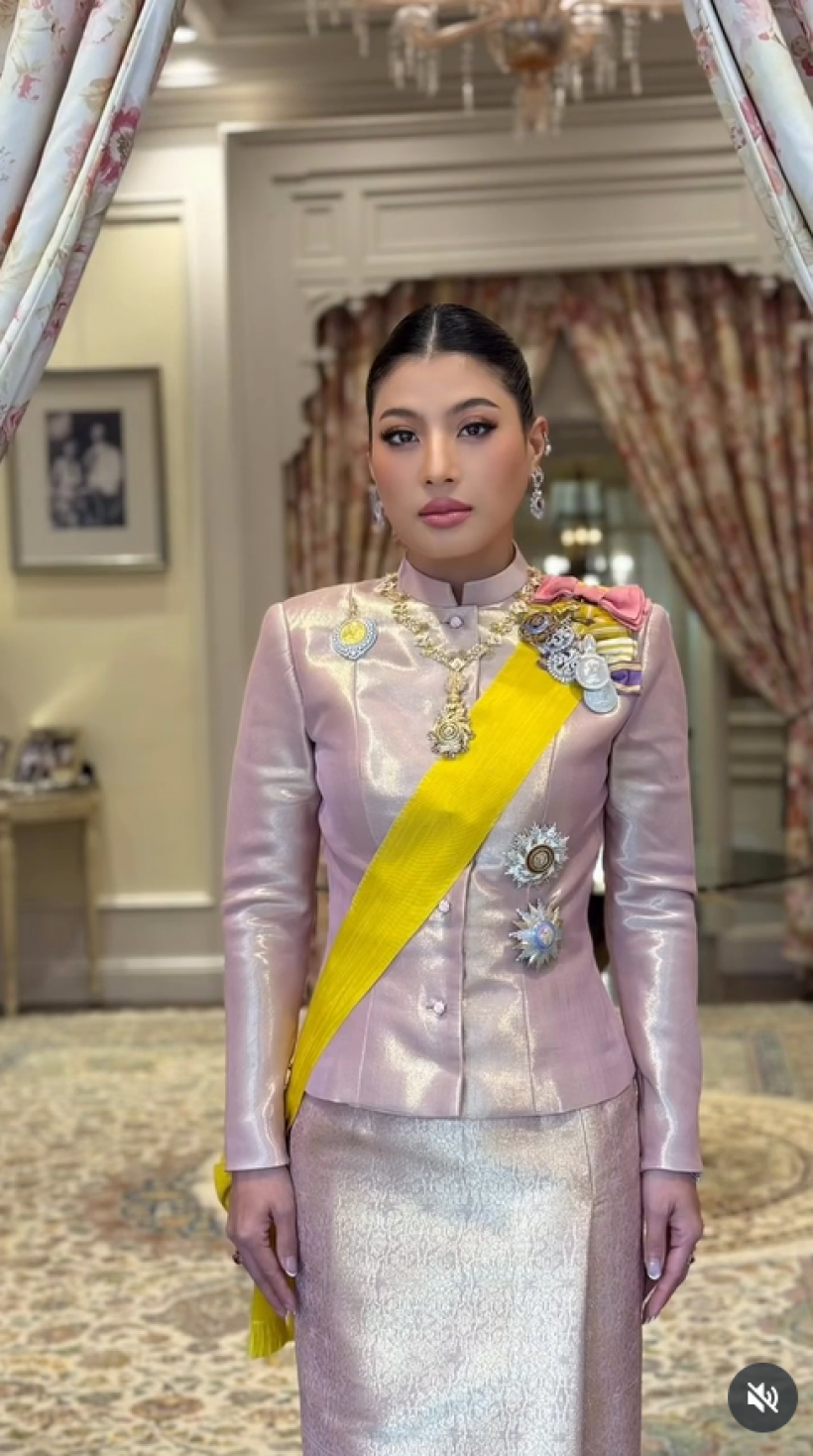 ทรงพระสิริโฉม เจ้าฟ้าสิริวัณณวรีฯ ในฉลองพระองค์ชุดไทยงามสง่า