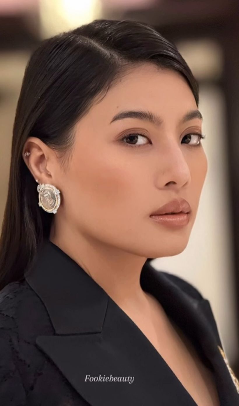 ทรงพระสิริโฉมงดงาม เจ้าฟ้าสิริวัณณวรีฯ ทรงฉลองพระกุณฑลเหรียญ ร.10