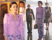 ทรงพระสิริโฉม พระราชินีทรงฉลองพระองค์บานงพระภูษาผ้าปาเต๊ะ