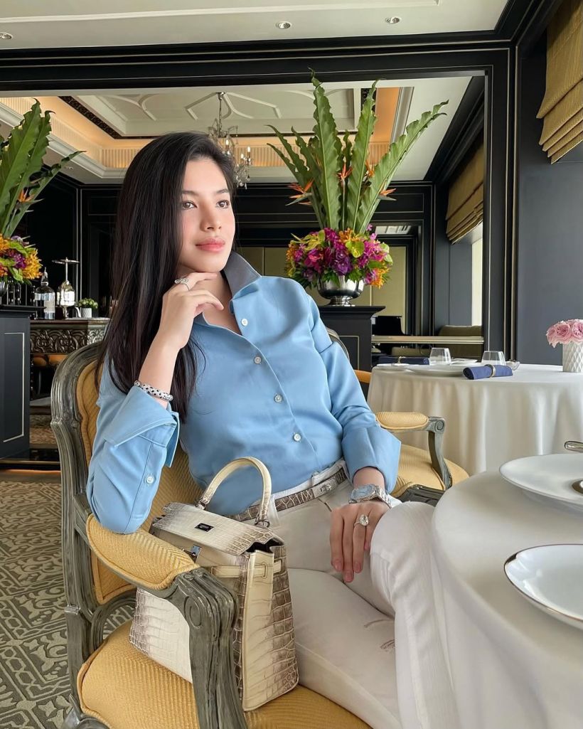 เปิดกรุกระเป๋า เเคท ซอนญ่า เเบรนด์หรูระดับโลกมูลค่าพาอึ้ง!