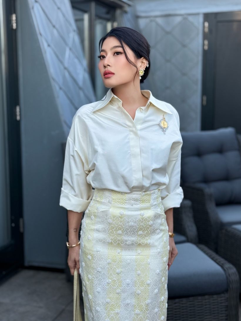 โก้หรูมีคลาส! เจ้าฟ้าสิริวัณณวรีฯ ฉลองพระองค์ผ้าไทย ดีเทลปักมือสุดประณีต