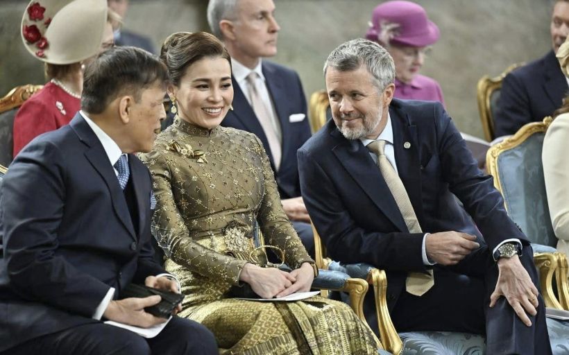 พระราชินี ฉลองพระองค์ชุดไทยบรมพิมาน โดดเด่นเหนือทุกลุค