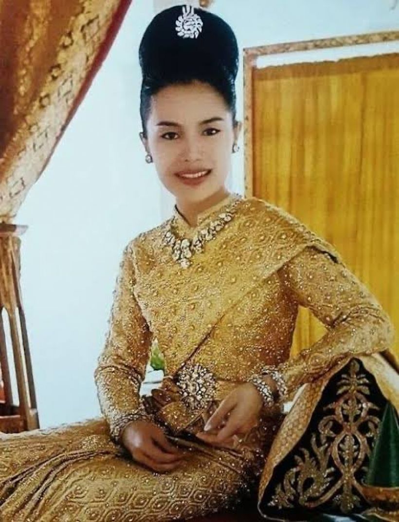 ย้อนชมภาพสวยๆ สมเด็จพระพันปีหลวง ผู้นำเเฟชั่นคนเเรกของไทย