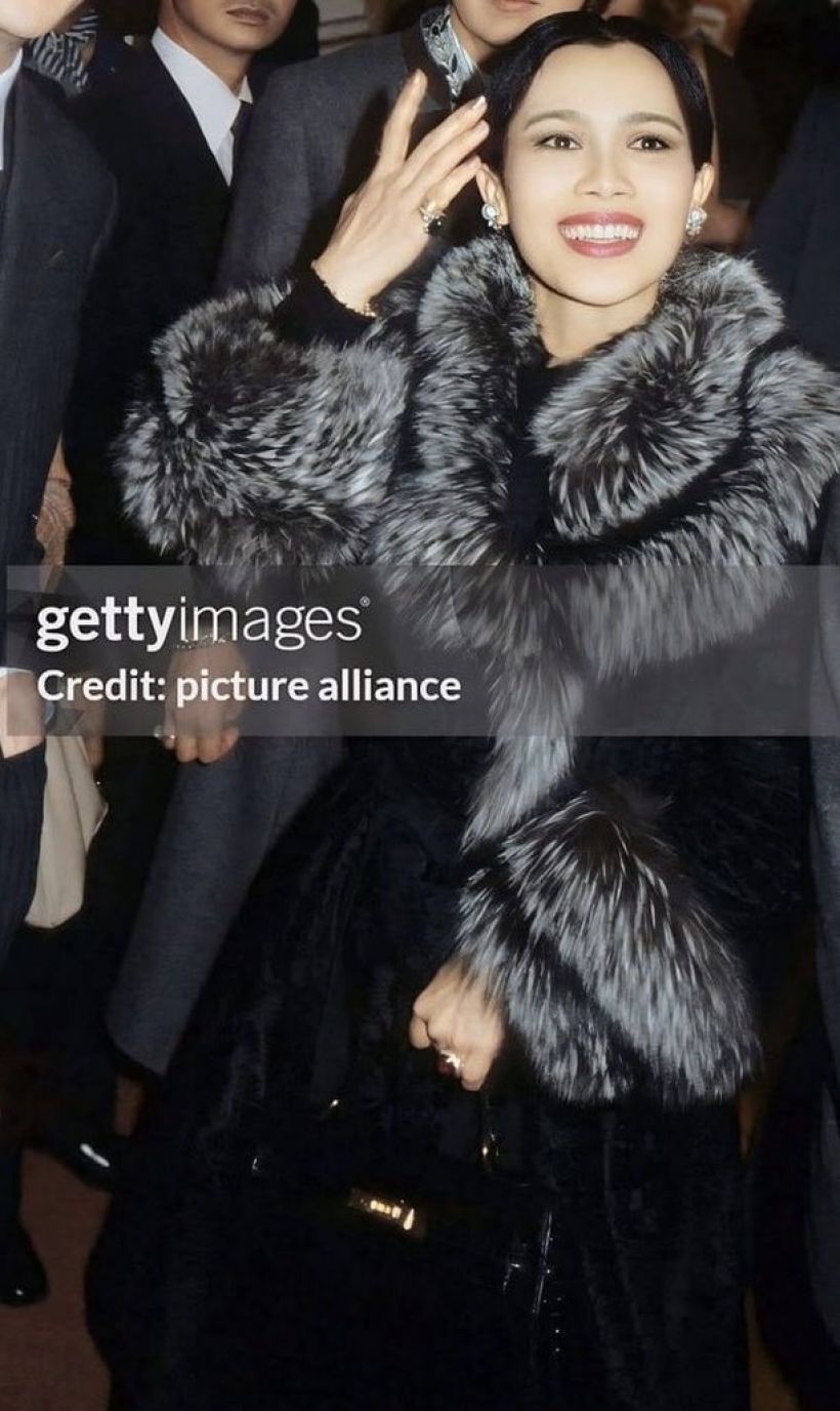 ย้อนชมภาพสวยๆ สมเด็จพระพันปีหลวง ผู้นำเเฟชั่นคนเเรกของไทย