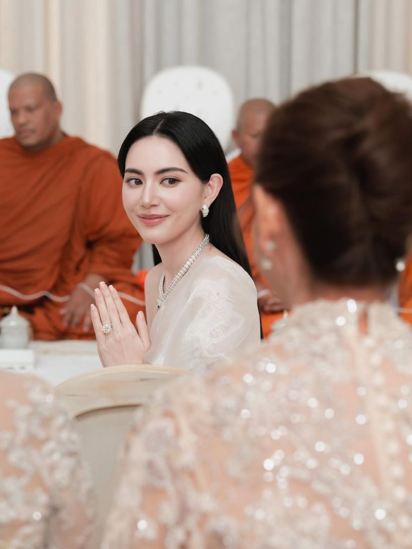 เปิดภาพใหม่เต๋อ ในชุดวิวาห์แบบไทย ทอนาน200วัน ตั้งชื่อผ้า ฉันทวิกา!