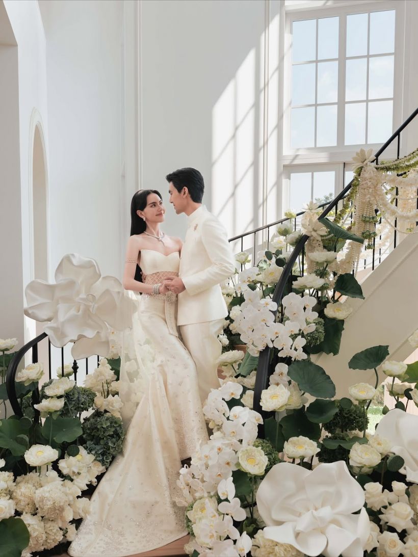 เปิดภาพใหม่เต๋อ ในชุดวิวาห์แบบไทย ทอนาน200วัน ตั้งชื่อผ้า ฉันทวิกา!