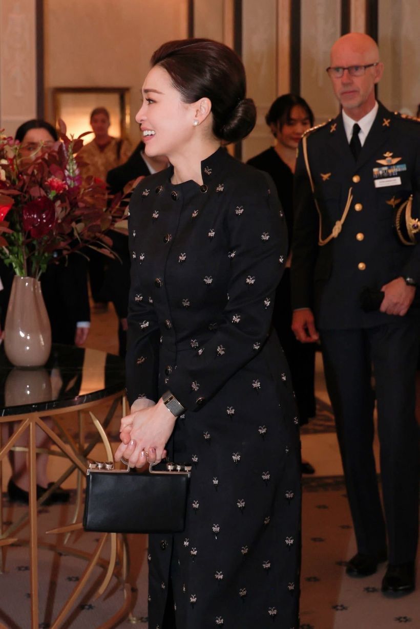 พระราชินีฉลองพระองค์ผ้าไหมลำพูนสง่างาม เสด็จฯ เยือนสวีเดน