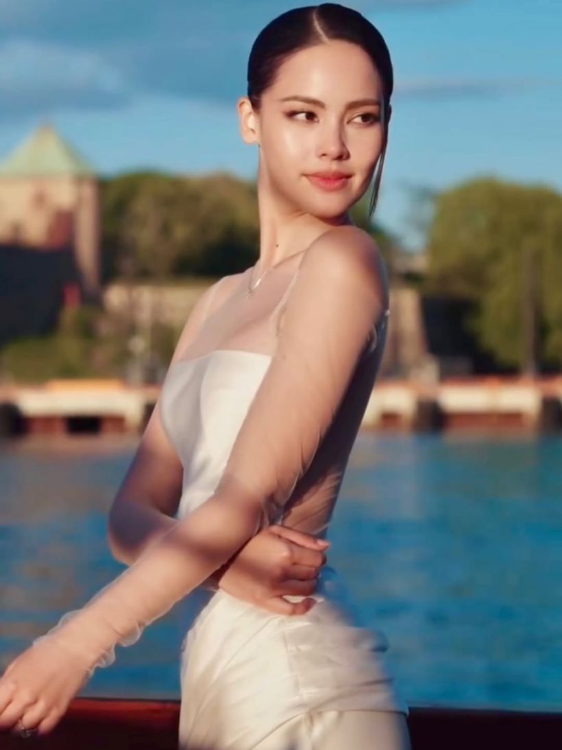 เจาะดีเทลชุด ญาญ่า สุดอลังการ! สั่งตัดพิเศษเพื่อเจ้าสาวคนเดียว