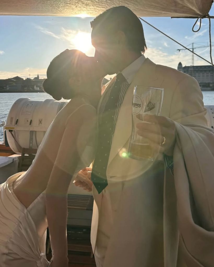 เจาะดีเทลชุด ญาญ่า สุดอลังการ! สั่งตัดพิเศษเพื่อเจ้าสาวคนเดียว