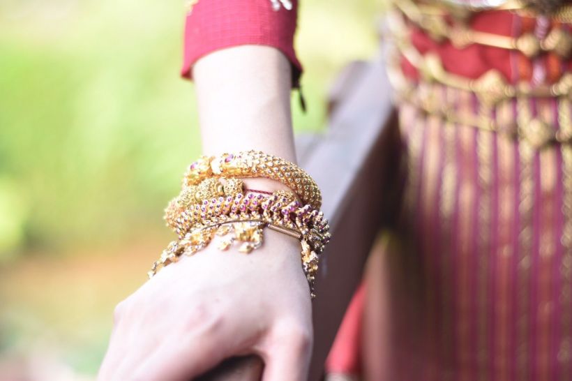 เปิดความลับชุดแต่งงานณเดชน์ญาญ่า กับความหมายที่ซ่อนไว้!