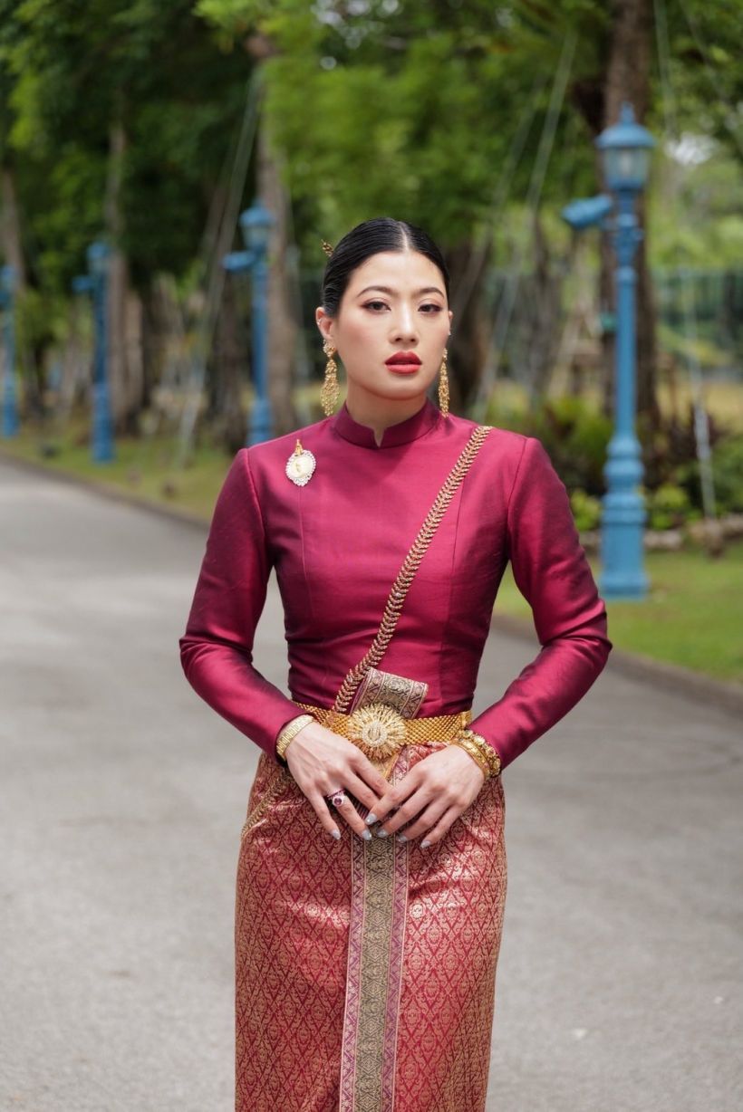 เจ้าฟ้าสิริวัณณวรีฯ ฉลองพระองค์ชุดไทยลายเทพพนม กินนรรำ