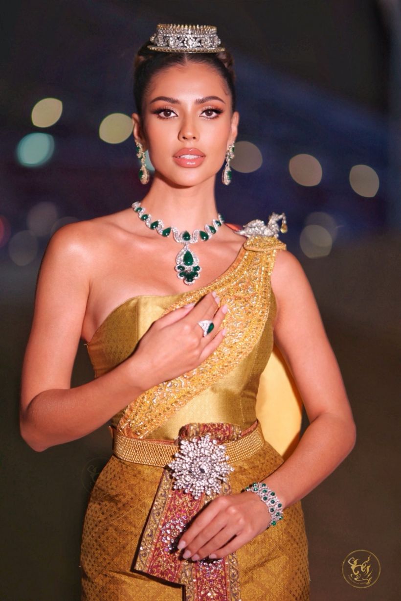 ซูมอินชุดไทยจักรี แอนโทเนีย ใส่ร่วมพิธีเปิดซีเกมส์อลังการตาแตก