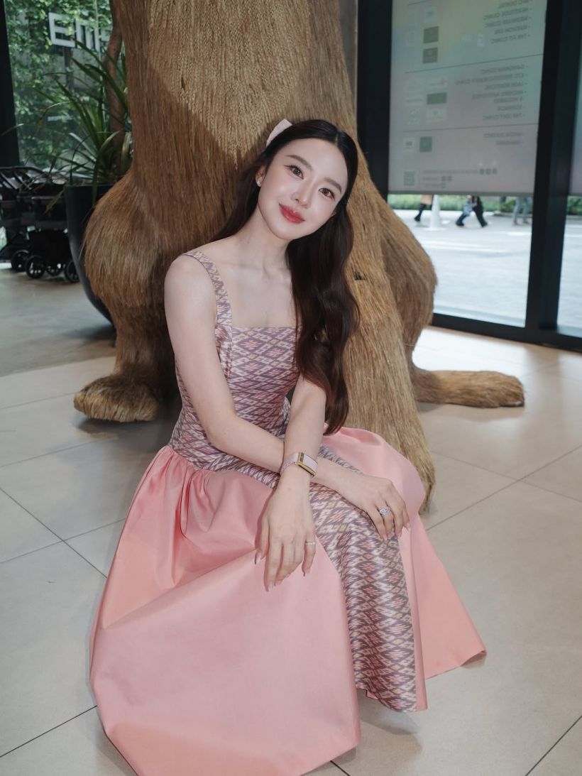 มายด์ ณภศศิ โชว์สกิลดีไซเนอร์ นี่คือชุดผ้าไทยดีไซน์เอง